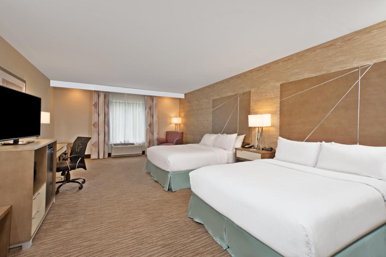 Holiday Inn Express & Suites New Cumberland By Ihg Exteriör bild