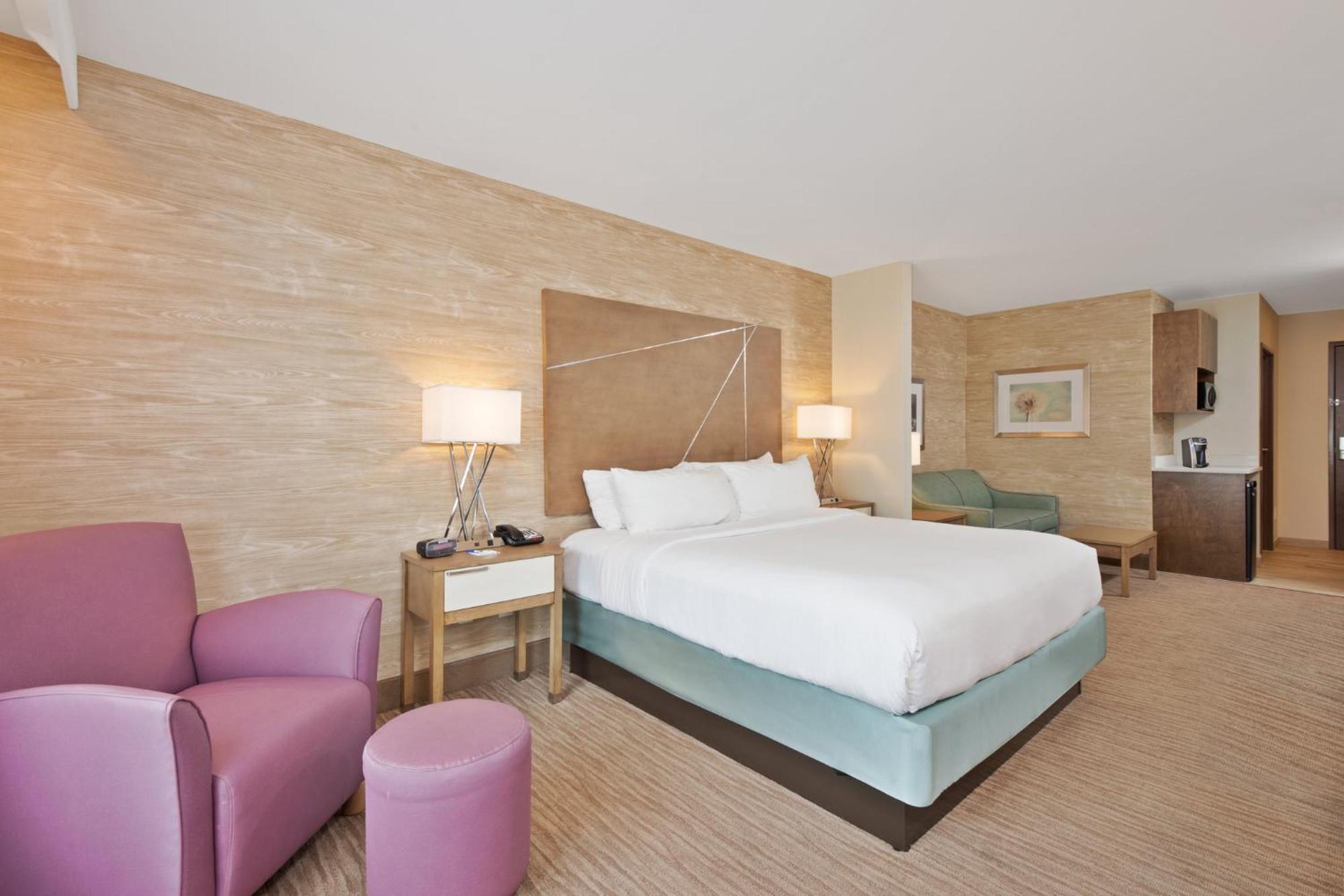 Holiday Inn Express & Suites New Cumberland By Ihg Exteriör bild